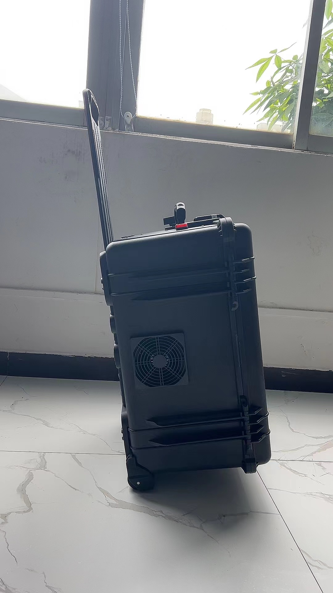 古县手拉箱型移动通信干扰器